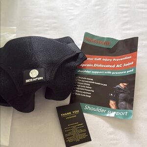 SEAFUN Black Shoulder Support